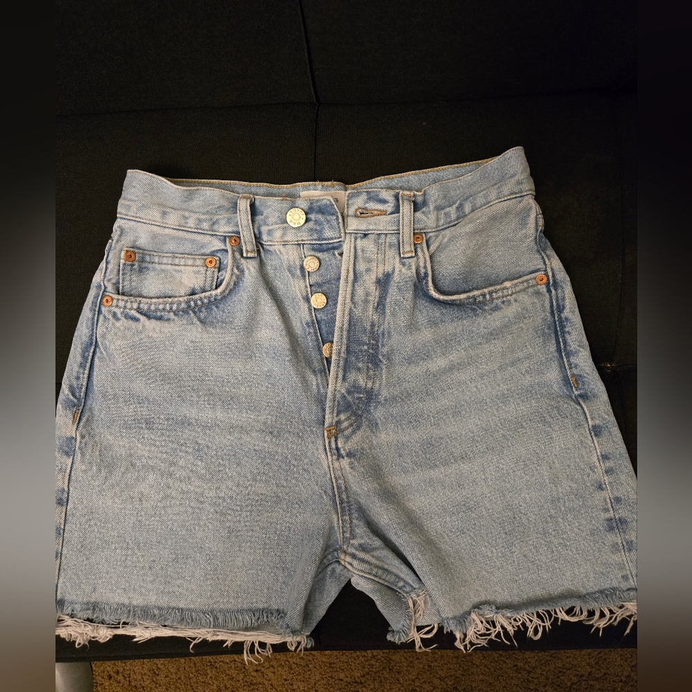 Stylish Light Blue Frayed Hem Jean Shorts